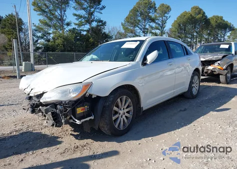 2013 Chrysler 200 Touring из США, поврежденный, VIN 1C3CCBBG5DN731501